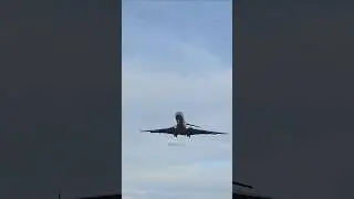 #bombardier #canada #aviation #plane #spotting #toronto #airport #today #live #beauty #latina
