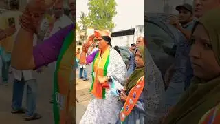 Madhavi Latha Door to Door Campaign #shorts #shortsfeed #madhavilatha #mpelections2024 #trending