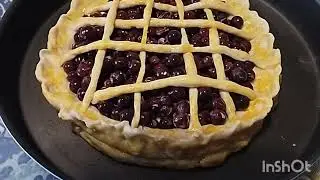 Жареная утка, гречка с овощами и сыром, песочно-дрожжевой пирог с виног радом. Еды- на неделю🤣