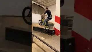 #рекомендации #рек #bmx #bmxlife #bmxstreet #bike #bmx_cycle_stunt_video #mtb