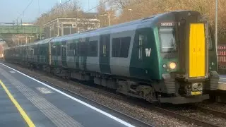 Trains at Hartford WCML 22/12/25