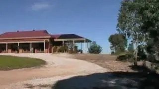 Clare View HOUSE: Views of the Clare Valley from Clare View Accommodation I Clare, South Australia