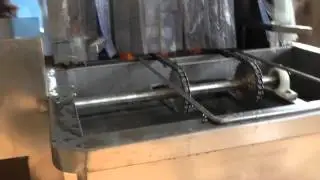 washing machine for plastic boxes