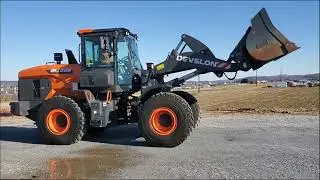 2023 DEVELON DL220 2618