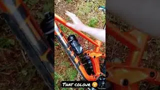 Slash 7....A work of Art 🎨 #mtb #downhill #trek #enduro #orange #bike