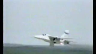 General Dynamics/Grumman EF-111A Raven