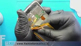 Huawei P8 Lite 2017 PRA-LX1 sostituzione batteria - Battery replacement