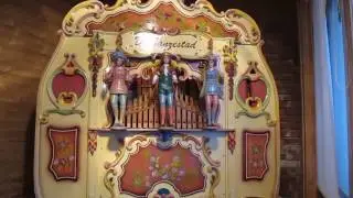 Holl&auml;ndische Strassenorgel spielt Trompetenecho