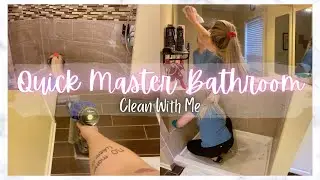 QUICK MASTER BATH CLEAN WITH ME | BATHROOM CLEANING MOTIVATION | CATLYN MARIE