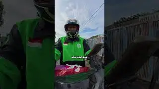 antar customer pergi ke rumah sakit