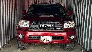 Заказал и установил решетку радиатора в стиле TRD от SRQ Fabrications на свой Toyota 4Runner 2006...