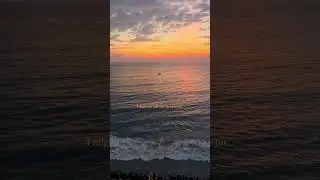 Let time pass.. 🌊☀️&mdash;#beach #travel #varkala #sunset #varkalacliff #kerala #sunsetbeach