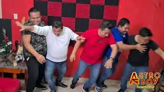 El Año Viejo - Yo Si Olvido El Año Viejo (Astro Boy y su Grupo Imagen)