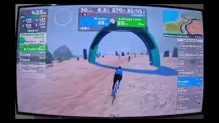 Zwift - Watopia [Southern Cost Cruise] New Road - 12-19-2025