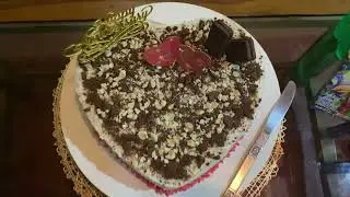 Beautiful Anniversary Chocolate Cake | Simple & Clean Decoration Ideas