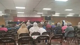 Old time fiddlers house band Rocky top 
