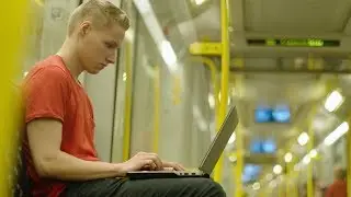 Aaron Oertel: From Business School Drop Out to Junior Android Developer
