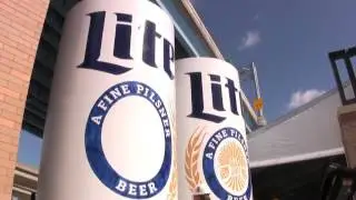 Summerfest shows off revamped Miller Lite Oasis