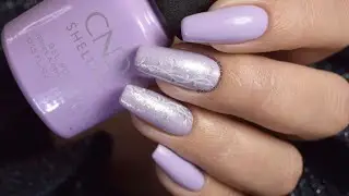 Proste ornamenty na mroźnym tle / CND Shellac
