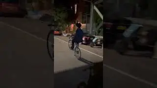 too comfy on the back wheel #fixie #fixedgear