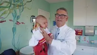 Как успокоить королевского ребенка: подарок для принца Гарри и герцогини Меган