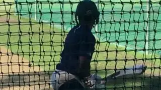 Temba Bavuma in the nets