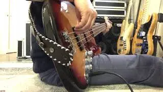 Joni Mitchell / In France They Kiss On Main Street / Jaco Pastorius Bass Cover / Fender Jazz Bass FL