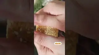 10 min me ban jati hai no fail !!#makarsankranti#chikki#Moongfali #Shorts​#Peanut​#utttarayanrecipe