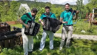Refkini Ahbabi - Igra kolo ispred kuce moje [Uzivo]