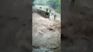 Flood in Kukdeshwar Mahadev on first day of Shravan Maah #udaipur #flood #cloudburst #mewar #temple