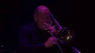 Les Etoiles du Cinéma (from Le Cinéma de Minuit) {Live - Grand Rex, Paris)