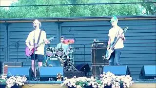 Septic Street - Don't Worry Child || Live at Kungstr&auml;dg&aring;rden