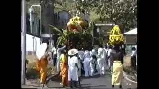 ARCHIVES : Marche sur le feu 01/01/1986 à Grand-Bois (La Réunion)