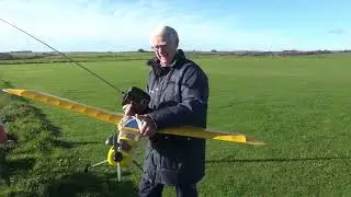 Two stroke Dave flying his brother-in-laws BEN BUCKLE SUPER 60