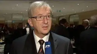 Juncker lashes out at UK over euro advice