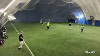 Dec. 12/2025 - Vets Indoor Soccer - Niagara United v Oilers