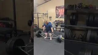 12/01/25 trapbar Deadlift 3x5@240kg set 1  #homegym #motivation #powerlifting