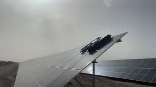 Solar Photovoltaic Clean AI Robot/Solar cleaner/Solar clean equipment/SolarFarm/Solar EPC OM Kwunphi