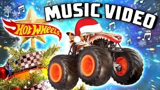 Official MUSIC VIDEO 🎶 | MERRY CHRISTMAS FROM HOT WHEELS! 🎄🎅