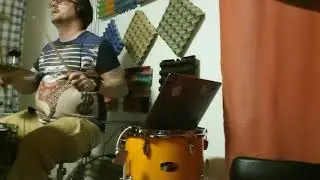 R&ouml;lli - Omituisten Otusten Kerho .:. Ekan oton rumpukoveri / First Take Drum Cover