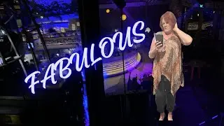 OFF TO FIND A GAY BAR IN BRISBANE VIA THE MALL