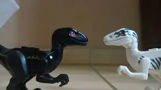 Spinossauro vs Black e White