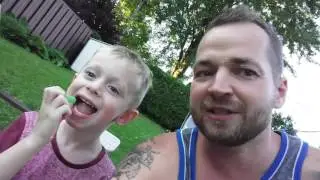 Kids try WaRHEADS!