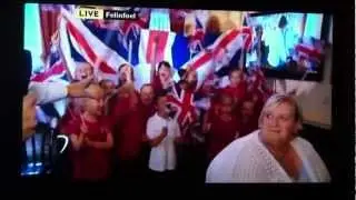 Llanelli Gymnasts Support Dai Greene