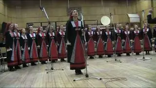 Malka Moma by Georgi Genov & Neli Andreeva (Philip Koutev choir)