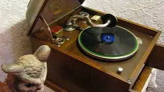 Ben Hammond & His Orchestra - I'm Needing You.