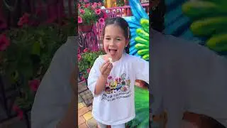 ЕЁ ПРЕДУПРЕЖДАЛИ - НЕЛЬЗЯ ОТНИМАТЬ КОНФЕТЫ😯