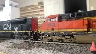 UP MNLAS With EMDX SD70ACe 1201 Trailing fifth.