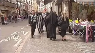 Swiss canton backs burqa ban