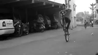 BIKE STUNT BY SONU JAMSHEDPUR